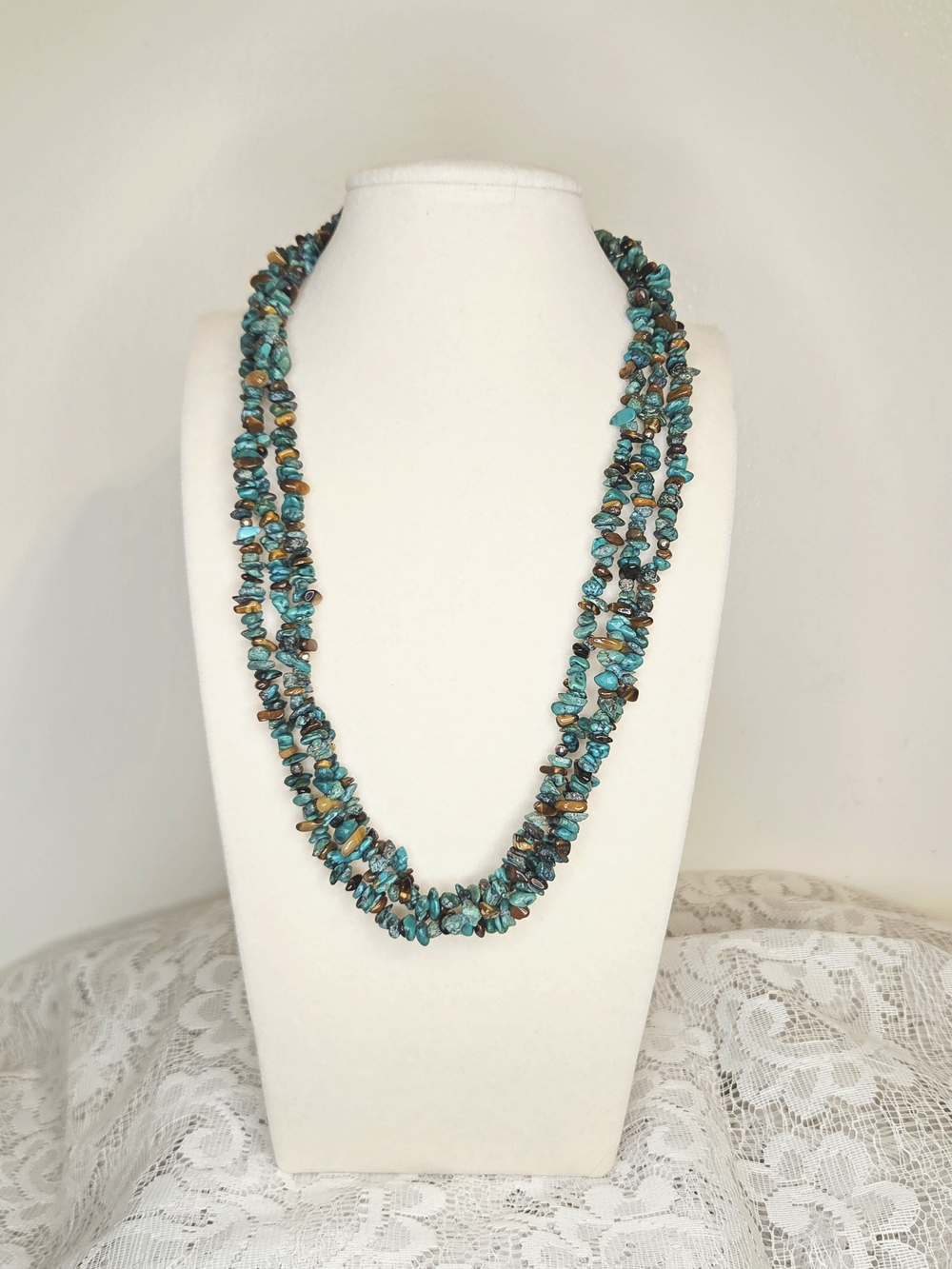 Source Unknown Turquoise and Brown Multi-Strand Chip Necklace